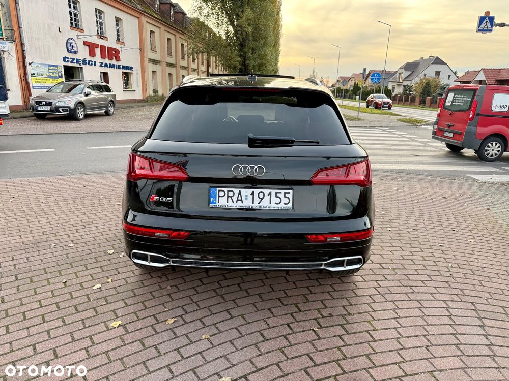 Audi SQ5 - 5