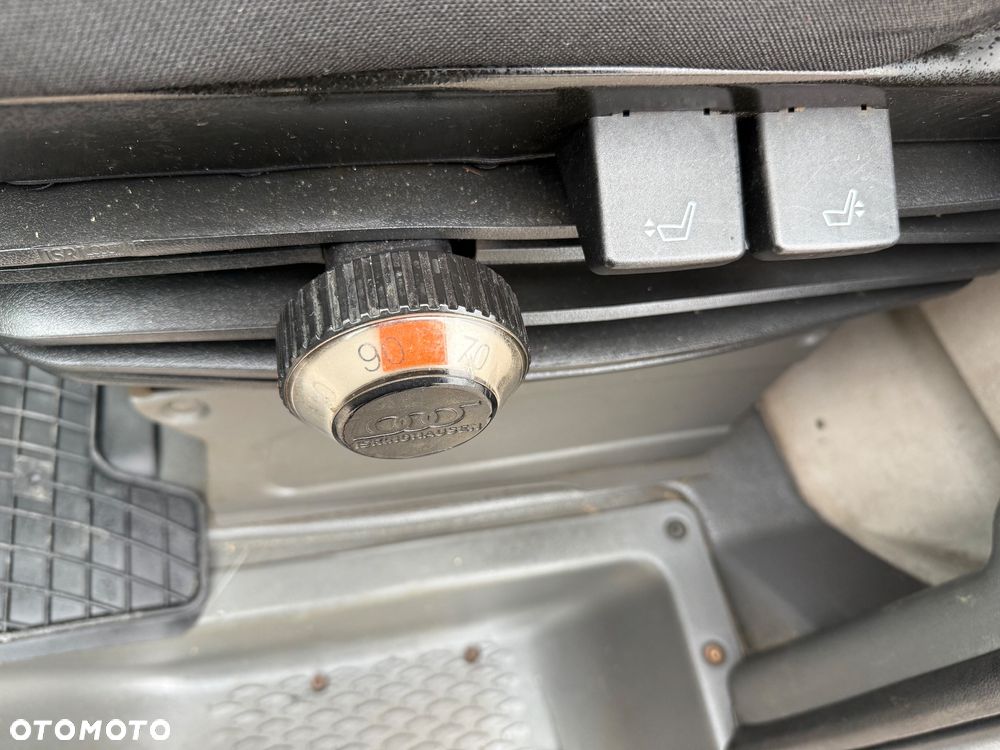 Iveco DAILY 35C15, 3.0HPI AUTOMAT,L3H2, hak 3,5t, klima tempomat - 18