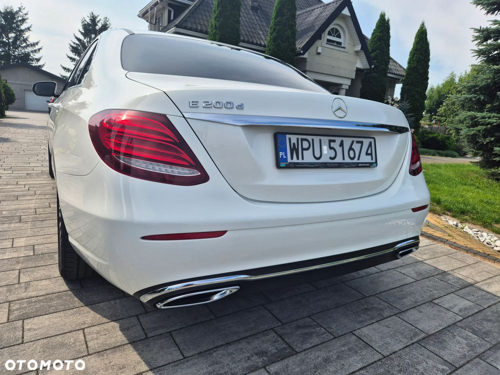 Mercedes-Benz Klasa E 200 d 9G-TRONIC - 6