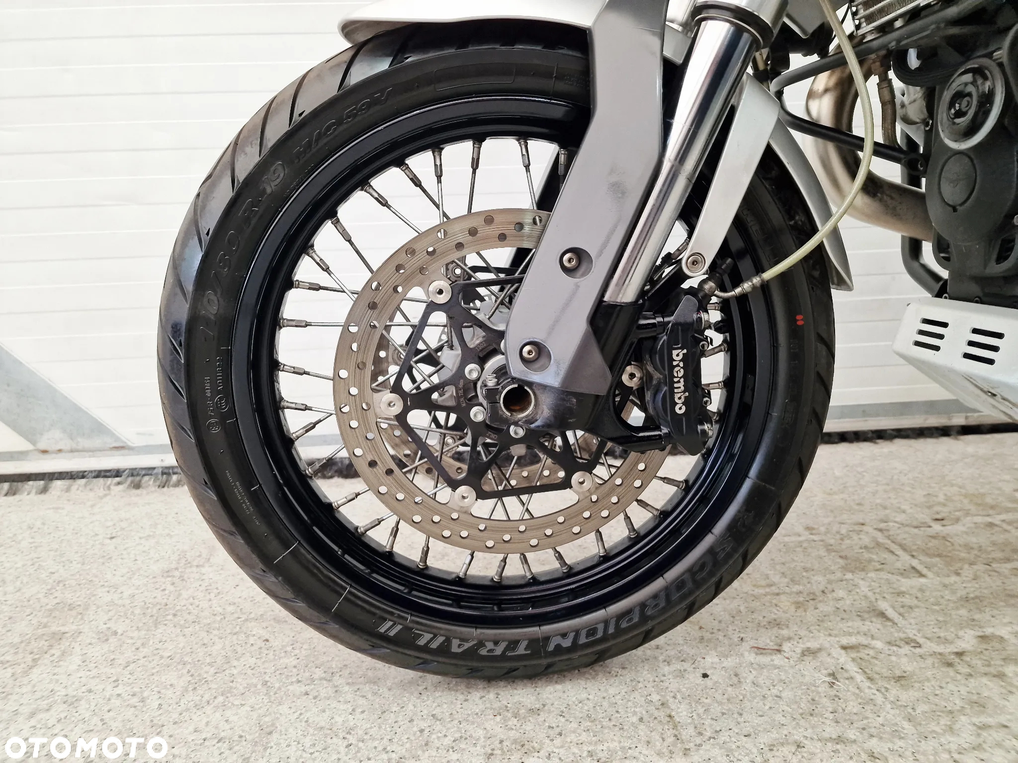 Moto Guzzi Stelvio - 15