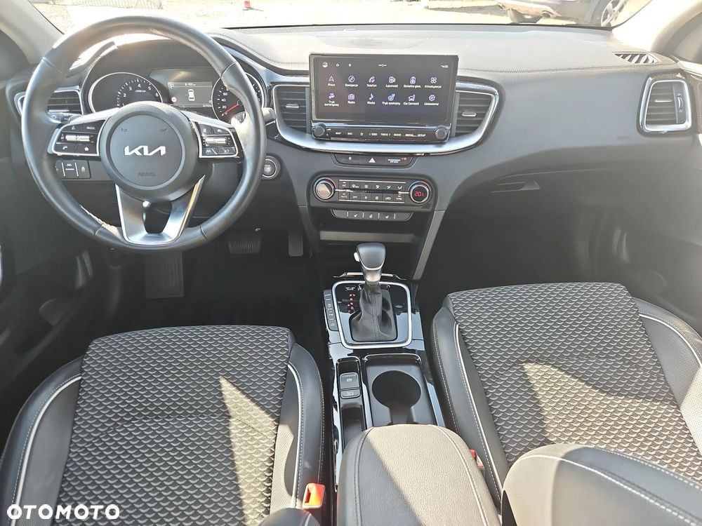 Kia Ceed 1.5 T-GDI Tribute DCT - 19