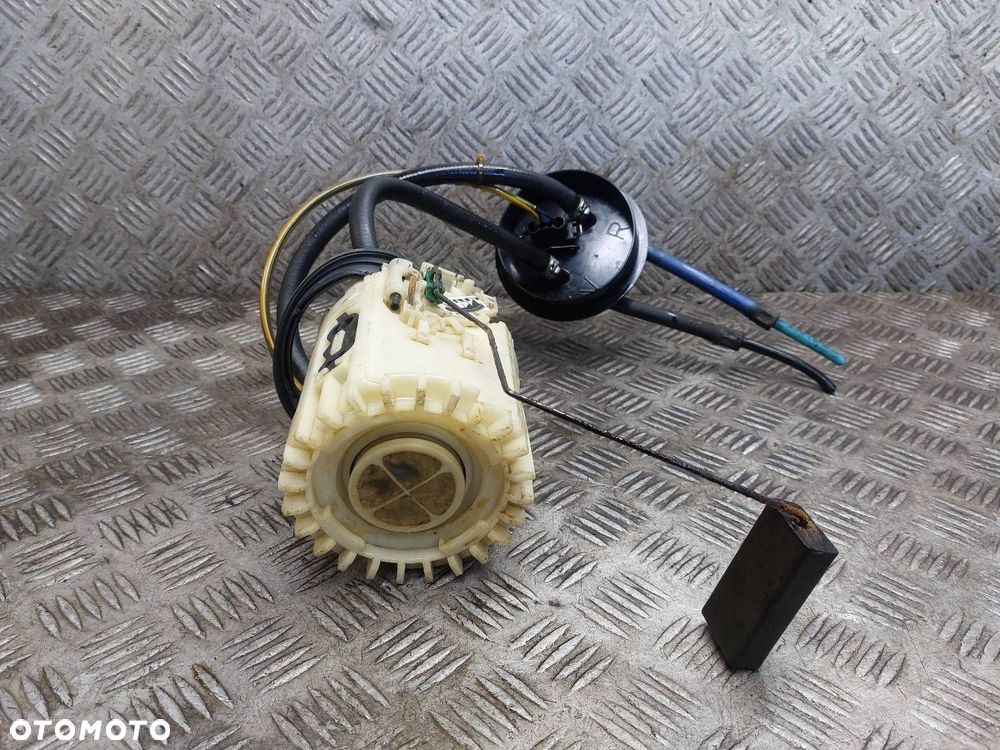 POMPKA PALIWA + PŁYWAK VOLKSWAGEN PASSAT B3 1.8 8V 333919051F - 5
