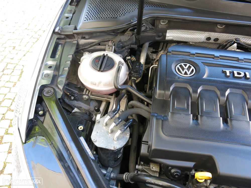 VW Golf 1.6 TDI Confortline - 15