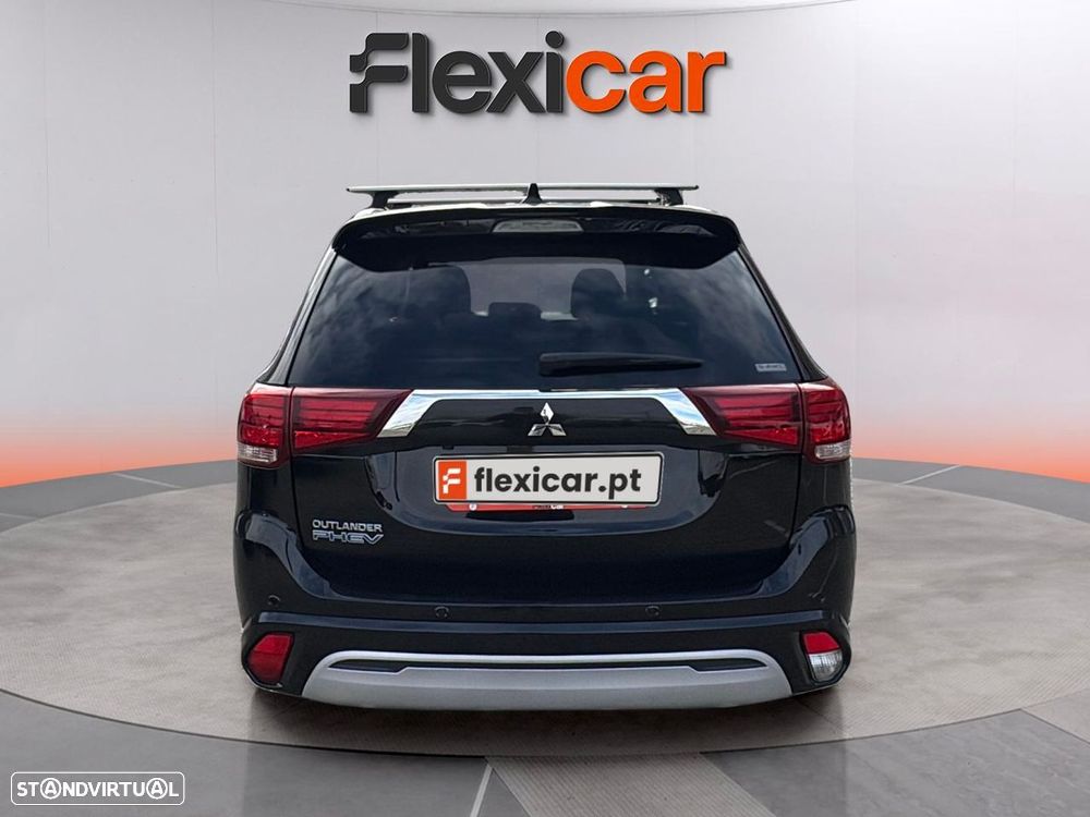 Mitsubishi Outlander 2.4 Intense - 6