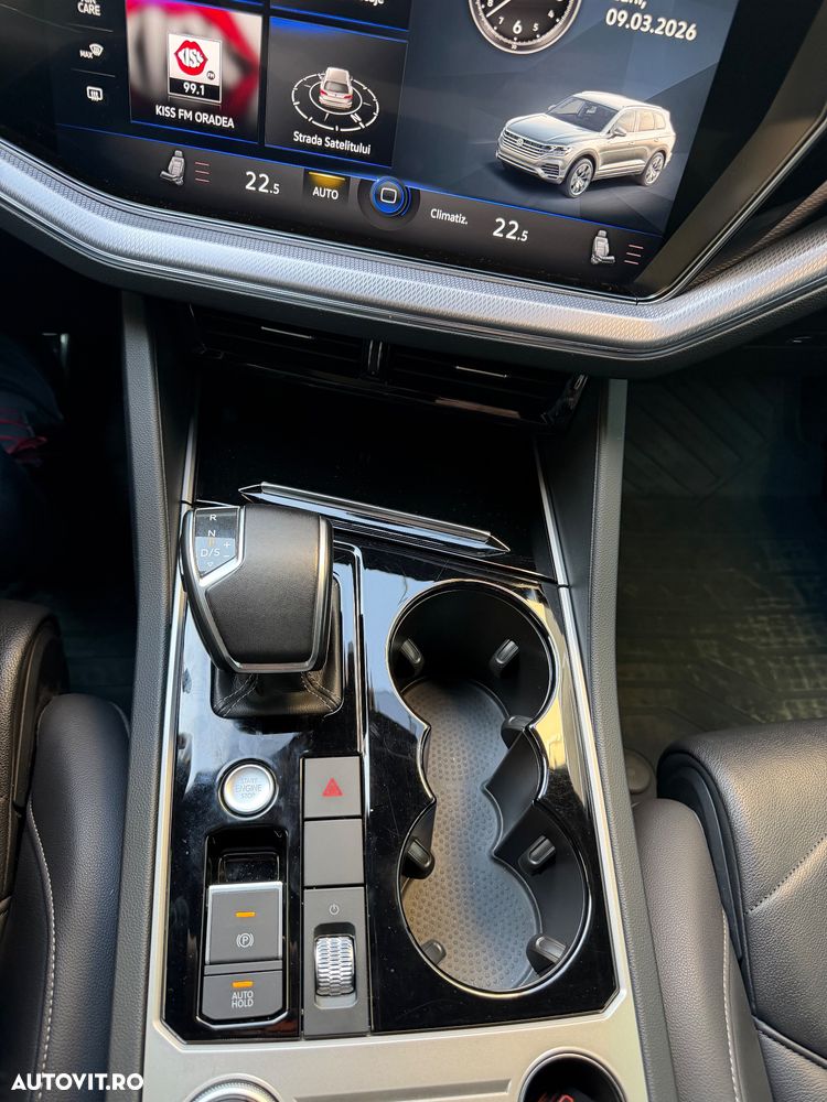 Volkswagen Touareg V6 TDI R-Style - 7