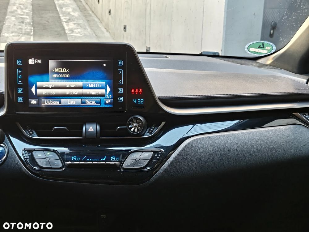 Toyota C-HR 1.8 Hybrid Prestige - 17