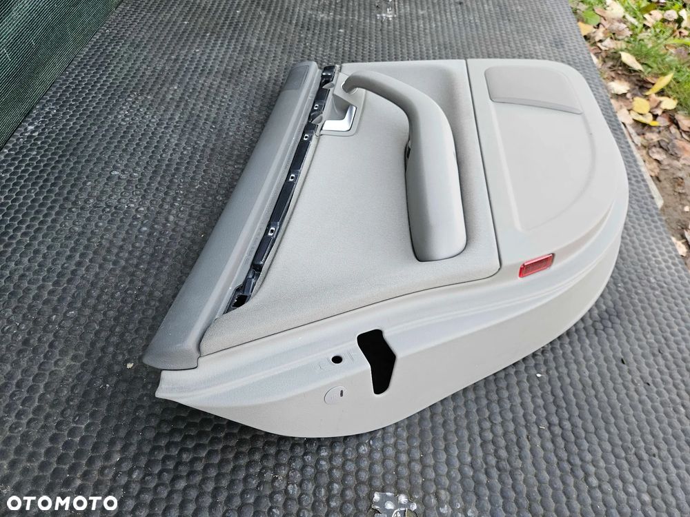 Boczek Boczki Drzwi Jasne Welur Platin Hell Tyl Tylne Glosnik Maskownica Audi A4 B6 B7 - 13