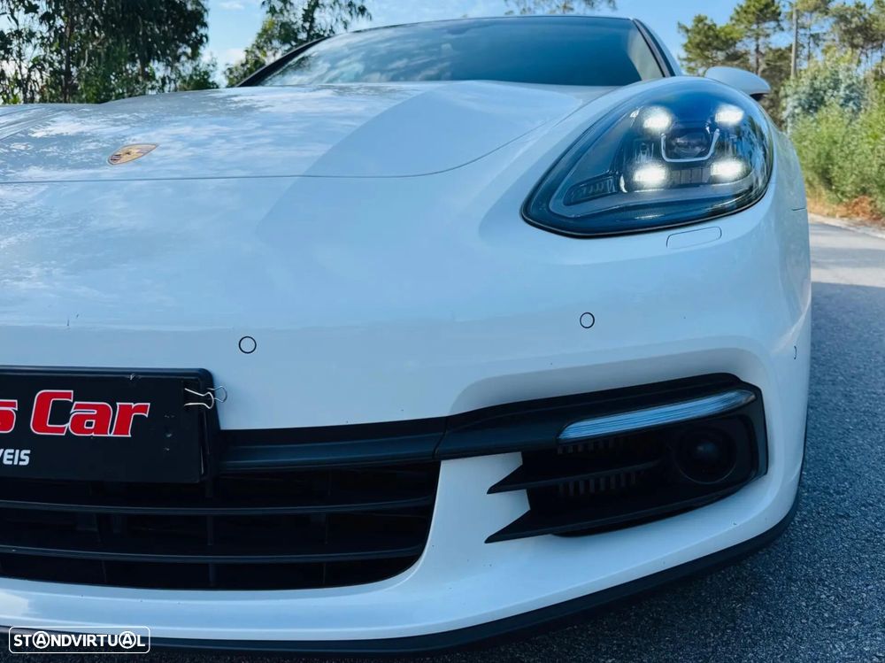 Porsche Panamera Sport Turismo 4 E-Hybrid - 7
