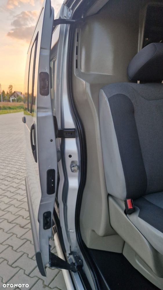 Renault TRAFIC L2H1 Długi Klima Elektryka Kamera Tempomat Dubel Kabina 6os Brygadówka - 18