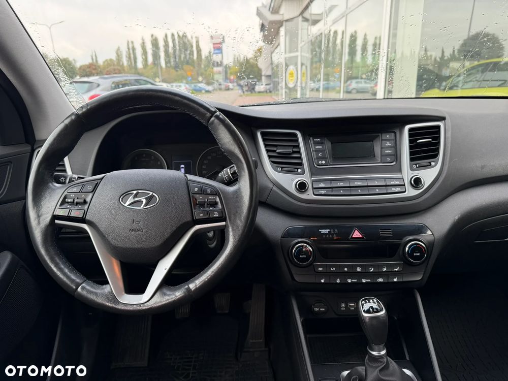 Hyundai Tucson 1.6 GDI BlueDrive Comfort 2WD - 11