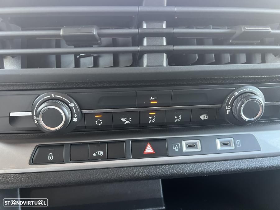 Peugeot e-Expert Cargo M 75KWH - 46