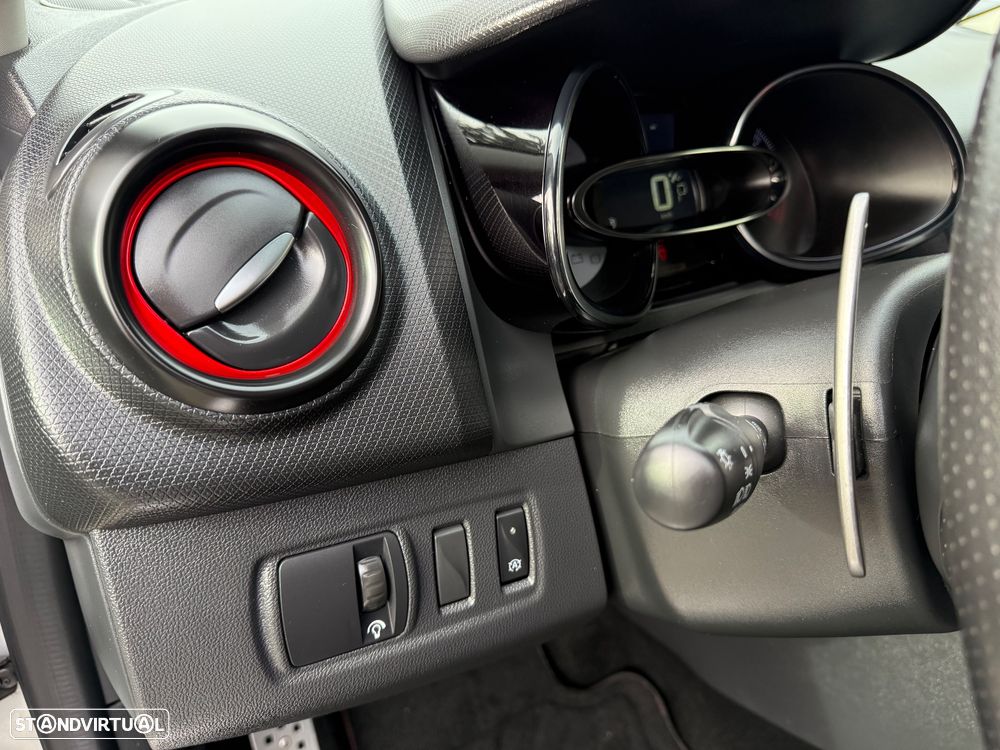 Renault Clio 1.6 Turbo R.S. EDC Sport - 36