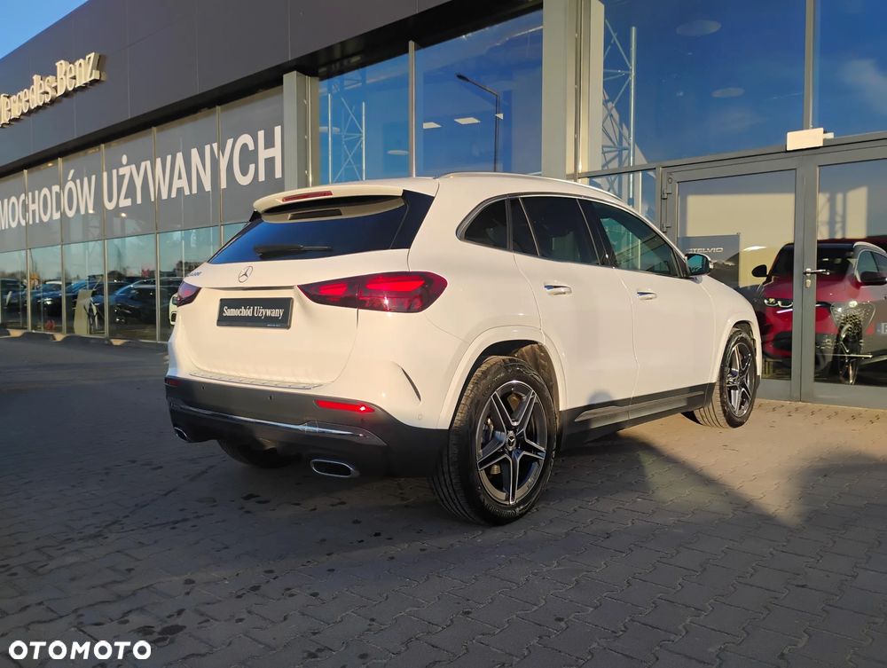 Mercedes-Benz GLA 200 AMG Line - 5