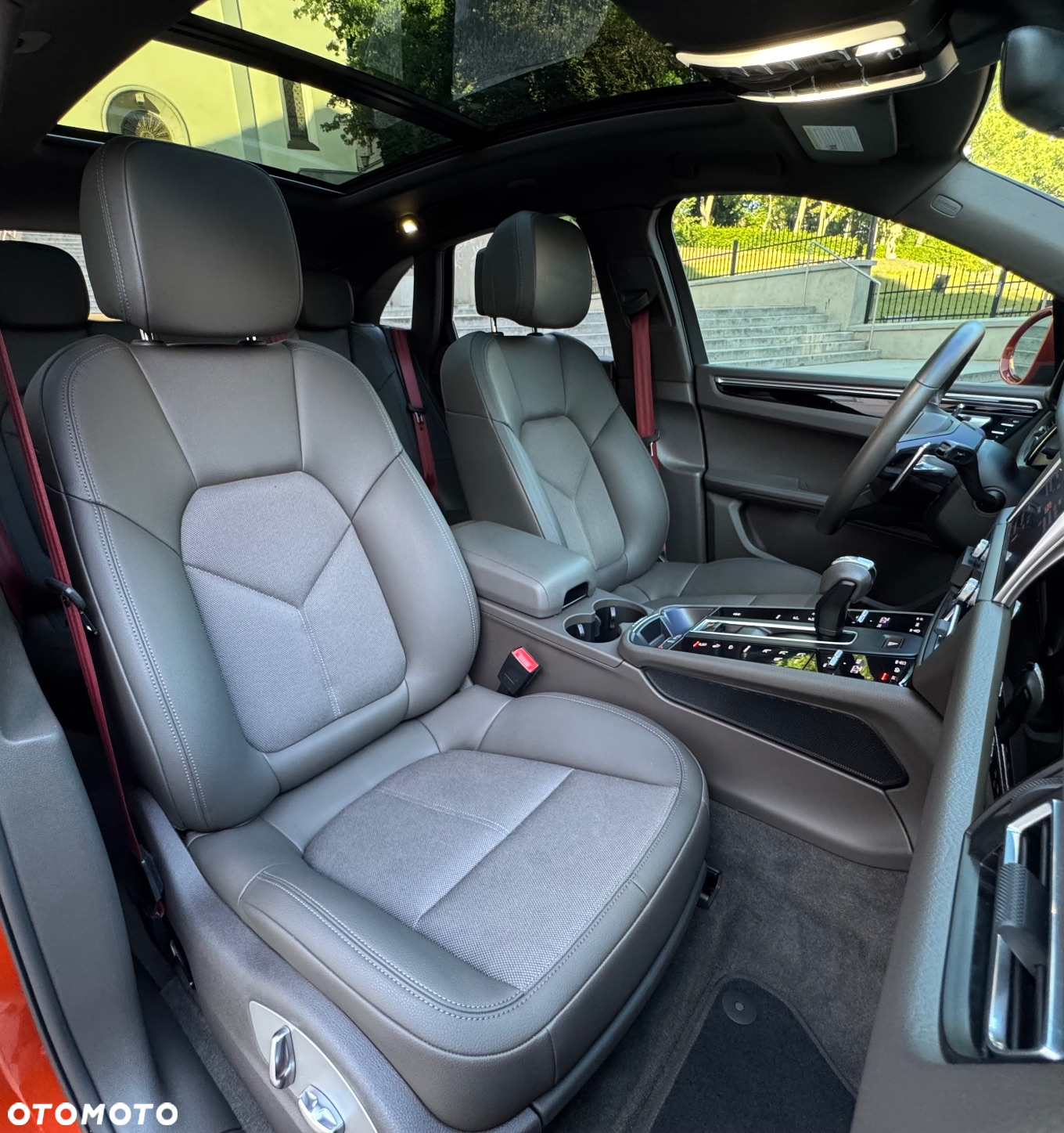 Porsche Macan - 16