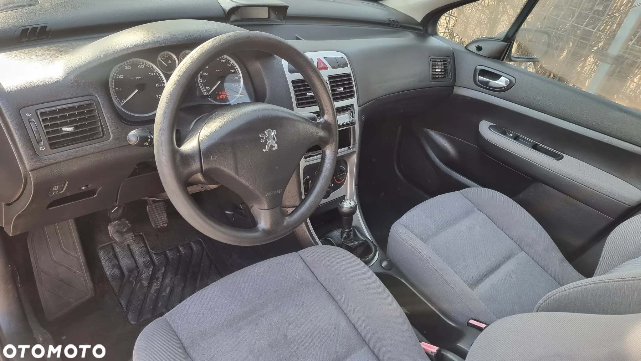 Peugeot 307 1.6 - 9