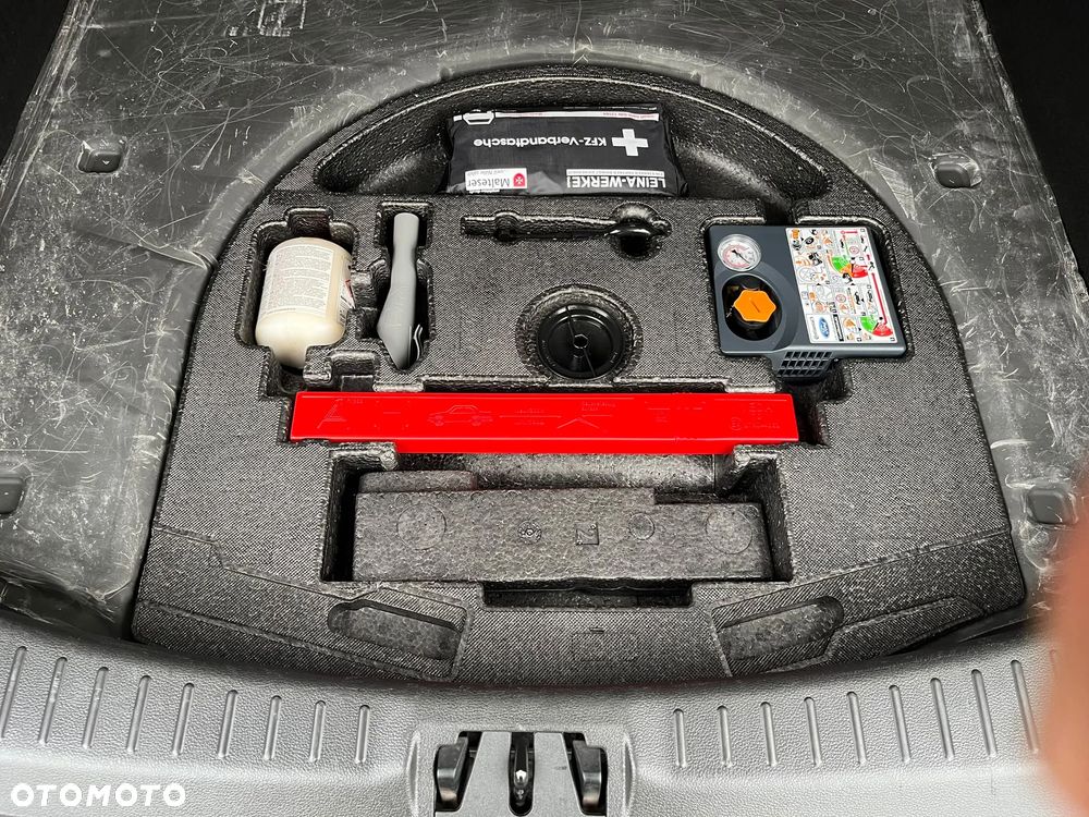 Ford Kuga - 38