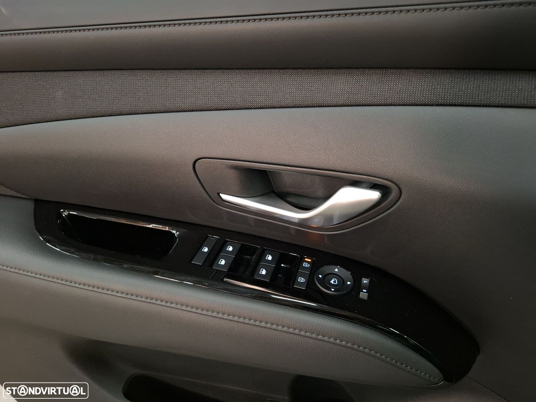 Hyundai Tucson 1.6 T-GDI PHEV Vanguard - 25