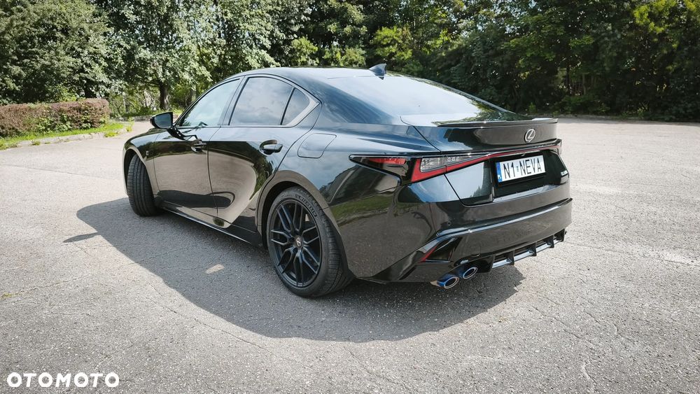 Lexus IS - 7