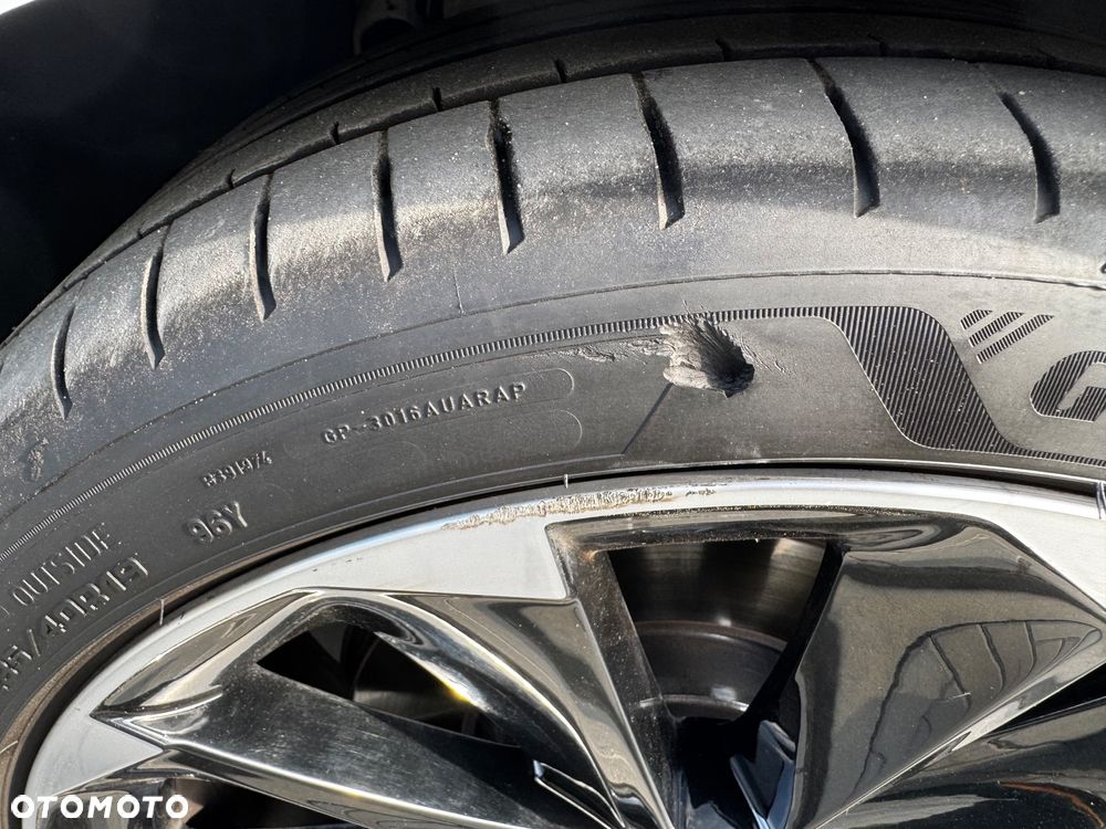 Skoda Superb 2.0 TDI SCR Sportline DSG - 27