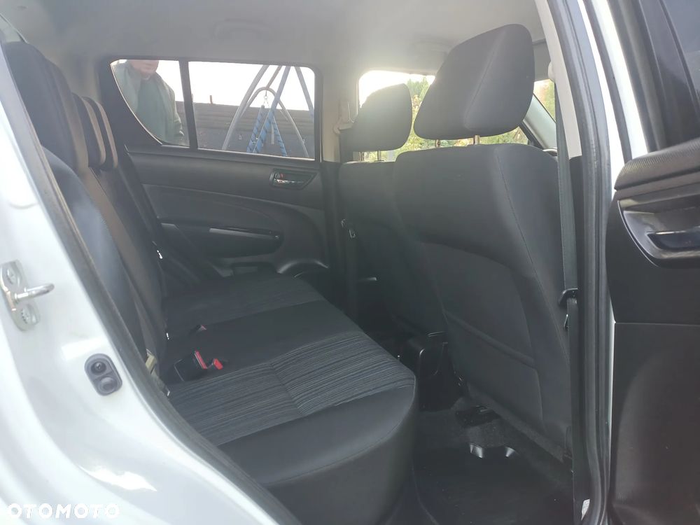Suzuki Swift - 23