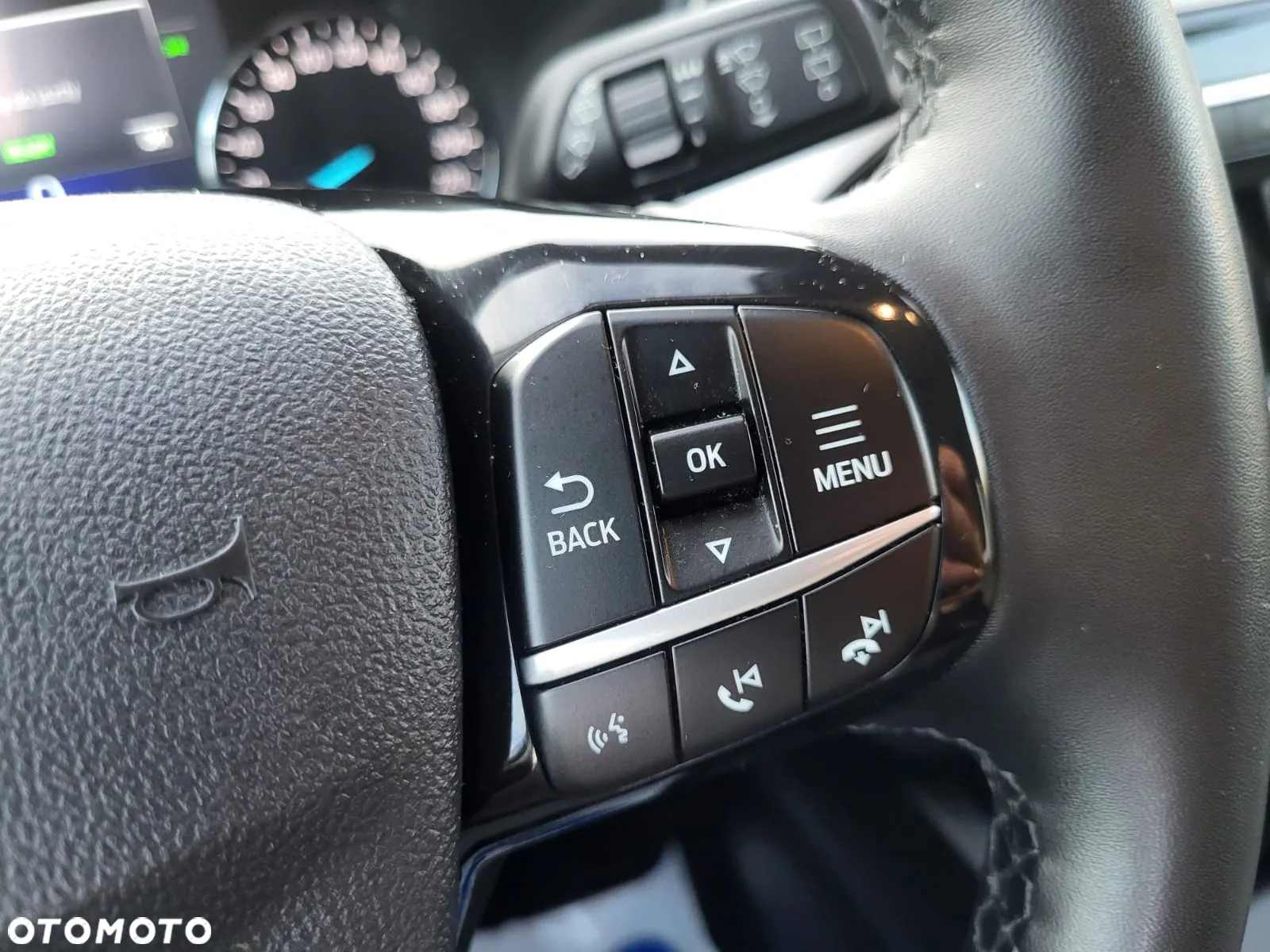 Ford Kuga - 23