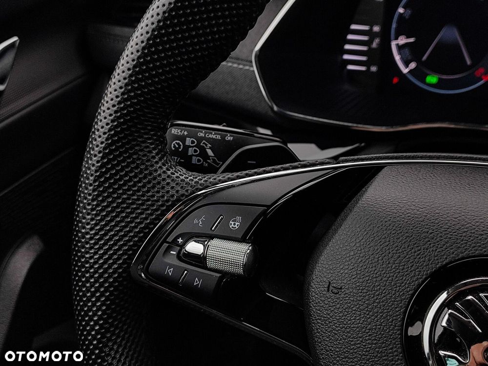 Skoda Octavia 2.0 TDI Style DSG - 19