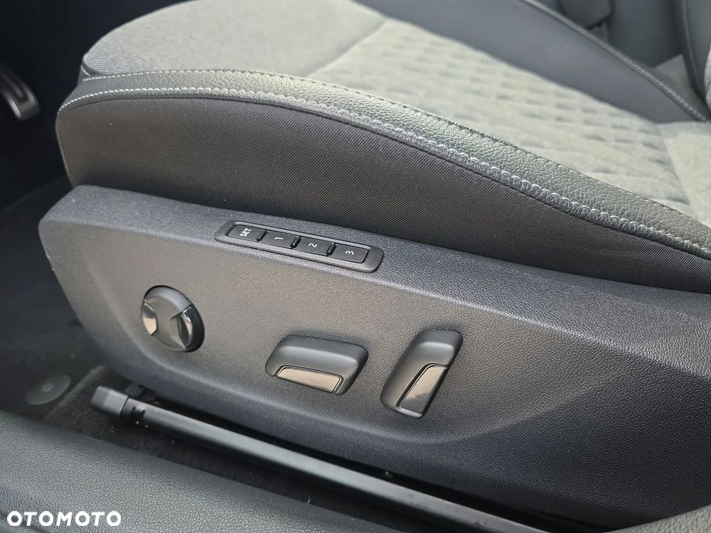 Skoda Octavia 2.0 TSI Sportline 4x4 DSG - 27