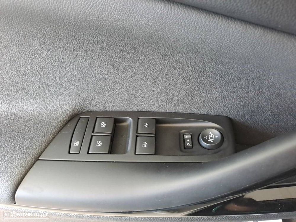 Opel Astra Sports Tourer 1.2 T Ultimate S/S - 19