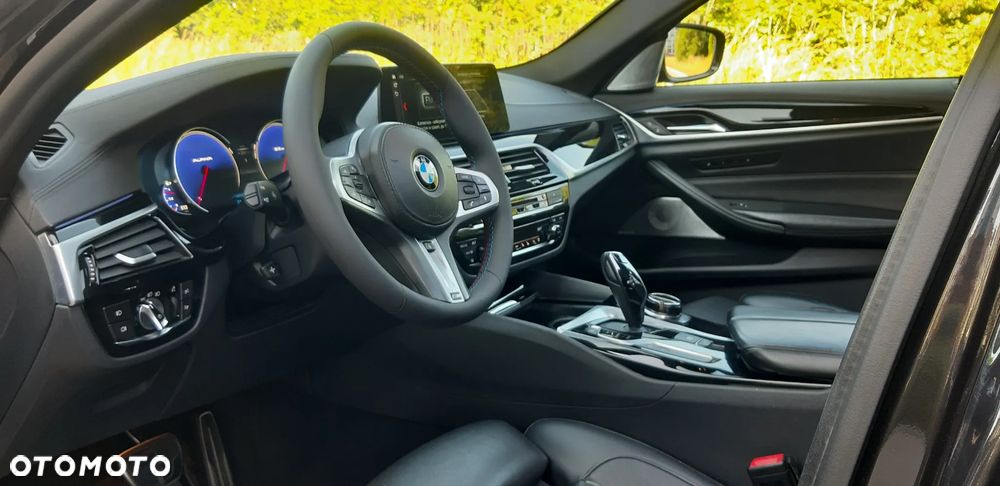 BMW Seria 5 540i xDrive GPF M Sport sport - 14