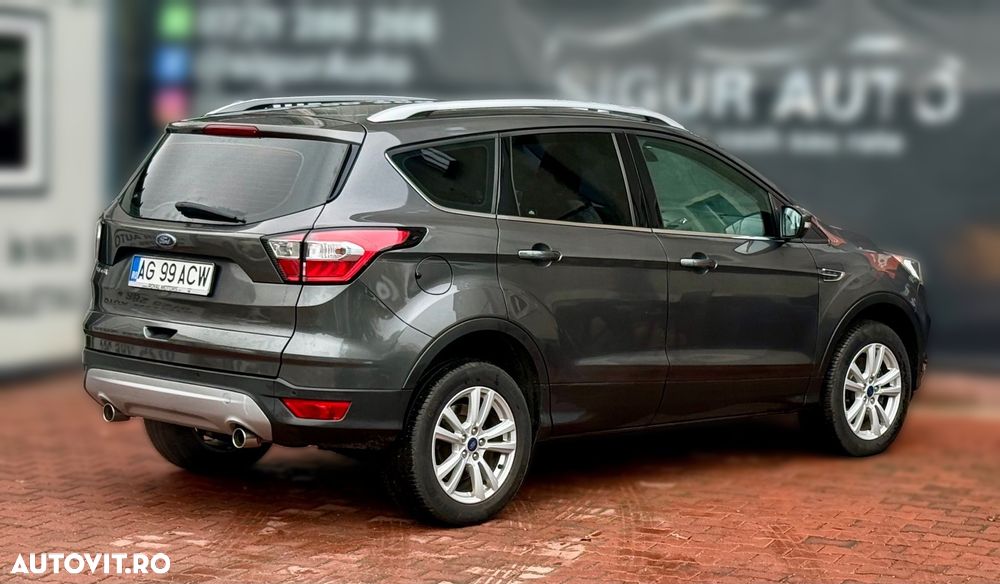 Ford Kuga - 13