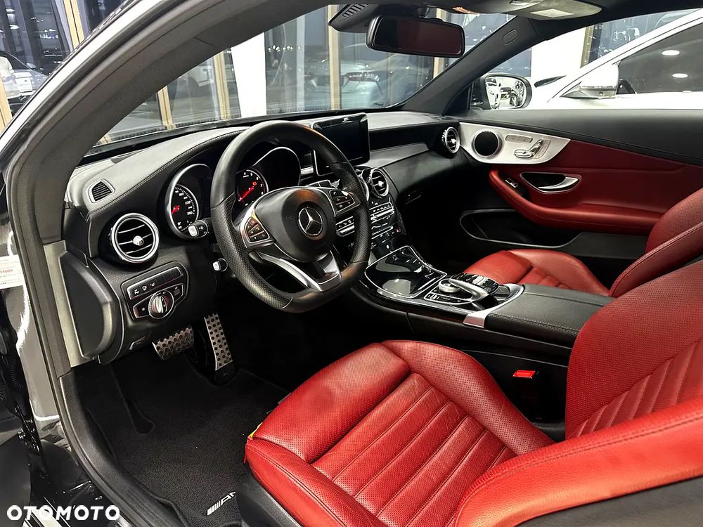 Mercedes-Benz Klasa C 200 4Matic 9G-TRONIC AMG Line - 7