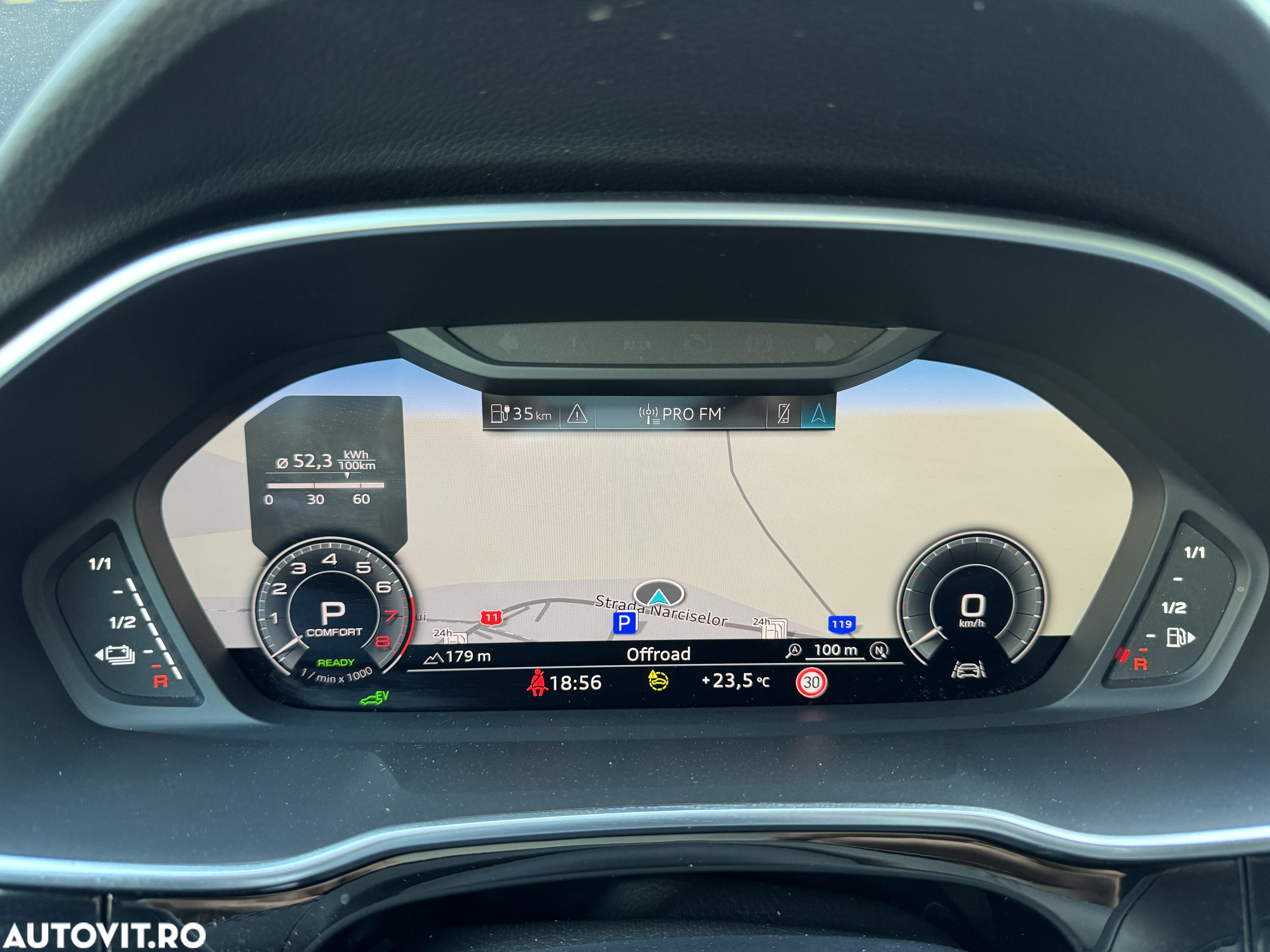 Audi Q3 45 TFSIe S tronic - 12