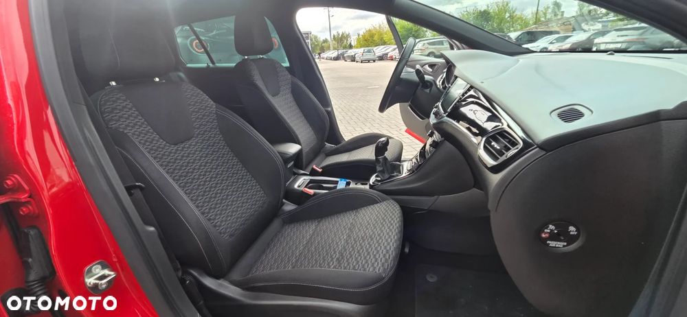 Opel Astra 1.4 Turbo Start/Stop 120 Jahre - 37