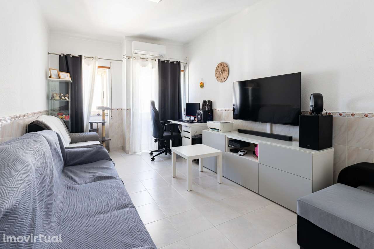 Oportunidade no Pinhal Novo Apartamento T2 - Grande imagem: 2/10