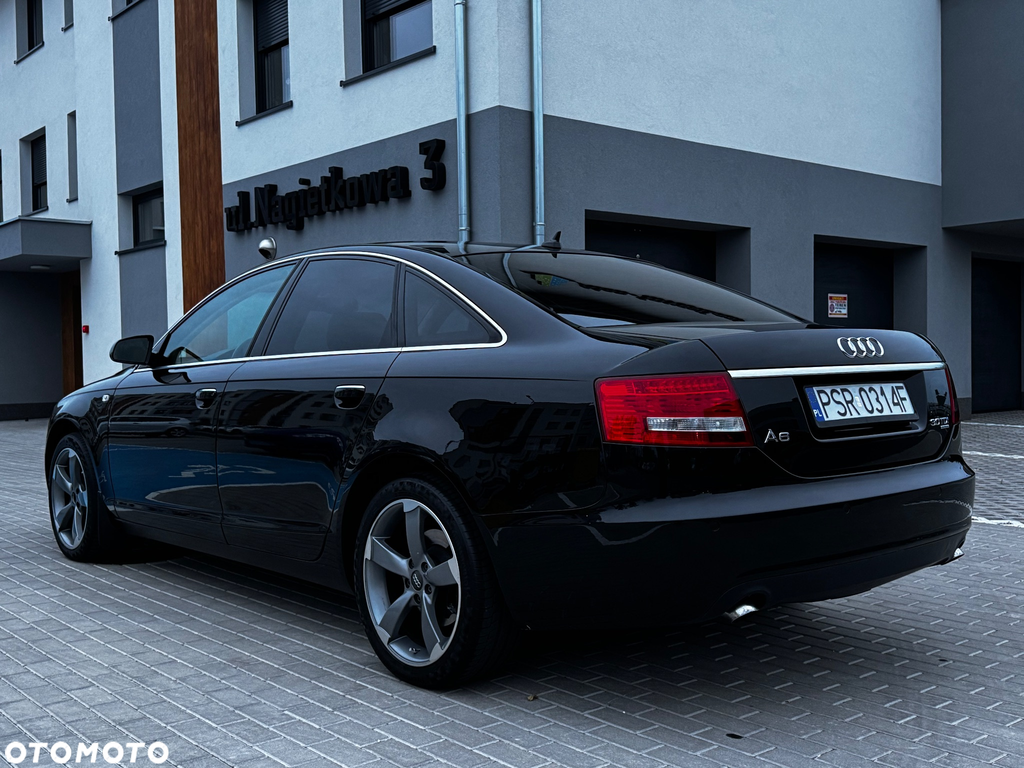 Audi A6 - 6