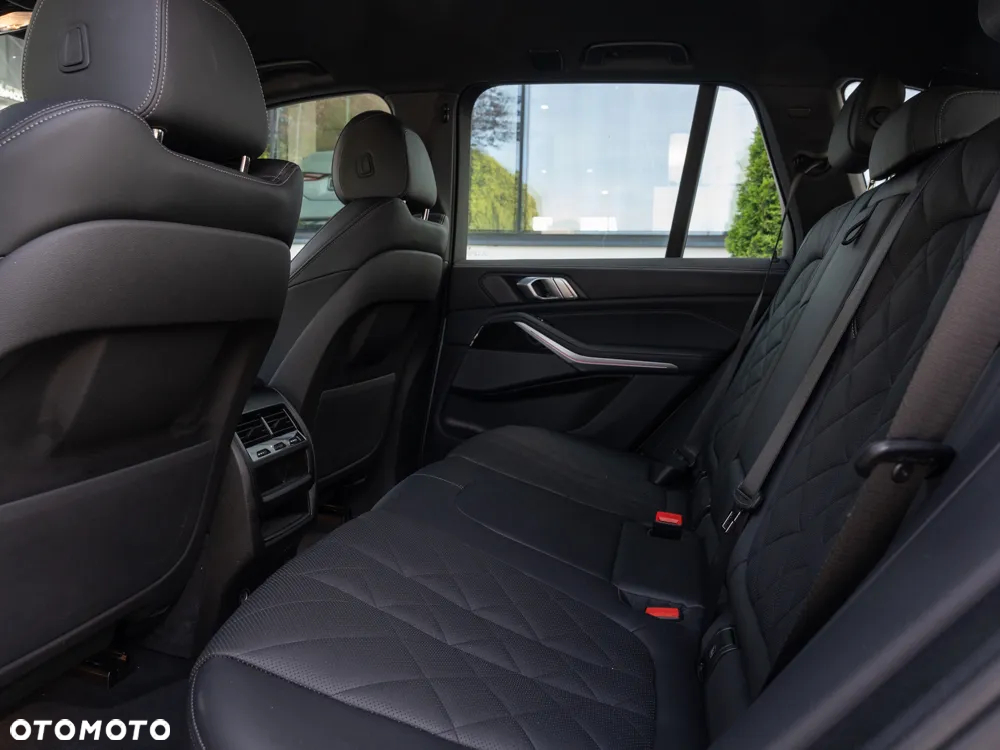 BMW X5 xDrive30d - 14