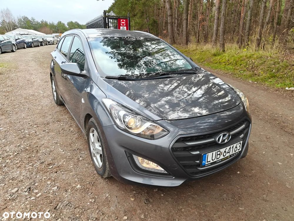Hyundai i30 1.6 CRDi Comfort - 4