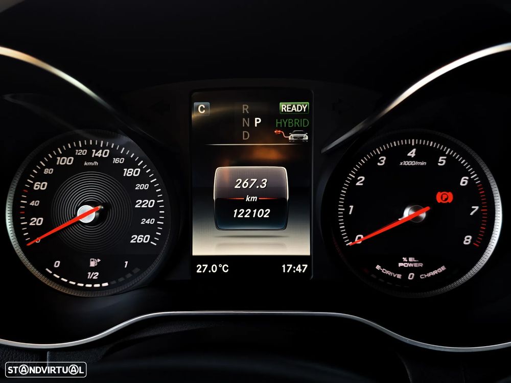 Mercedes-Benz C 350 e T 7G-TRONIC AMG Line - 12