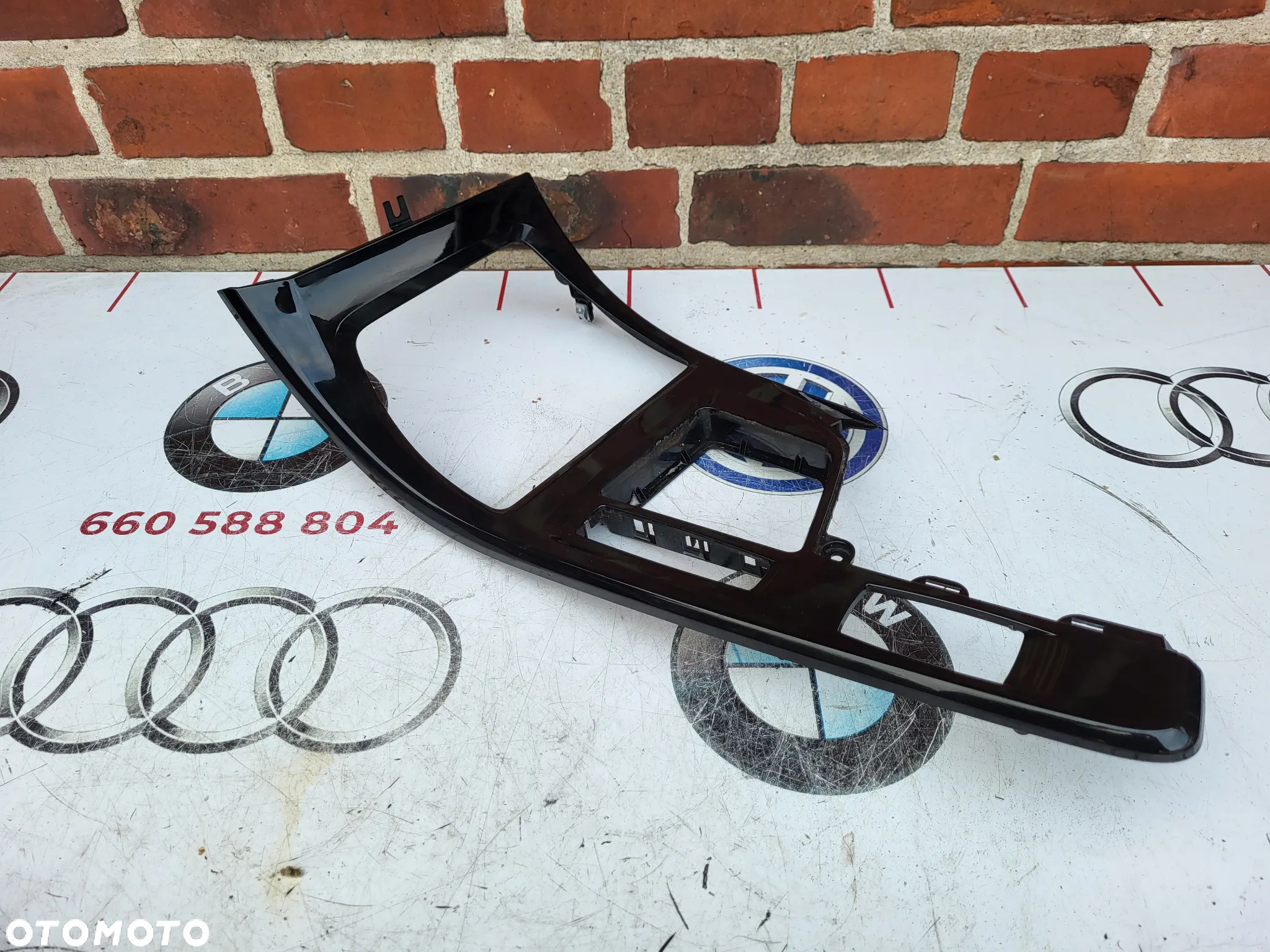 BMW X1 F48 X2 F39 Ramka radia Dekor konsoli środkowej Osłona Listwa ozdobna tunelu Ramka wybieraka 9305907 9292547 - 8