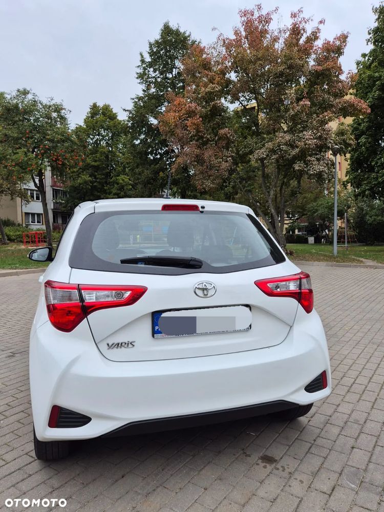 Toyota Yaris 1.5 Premium - 3