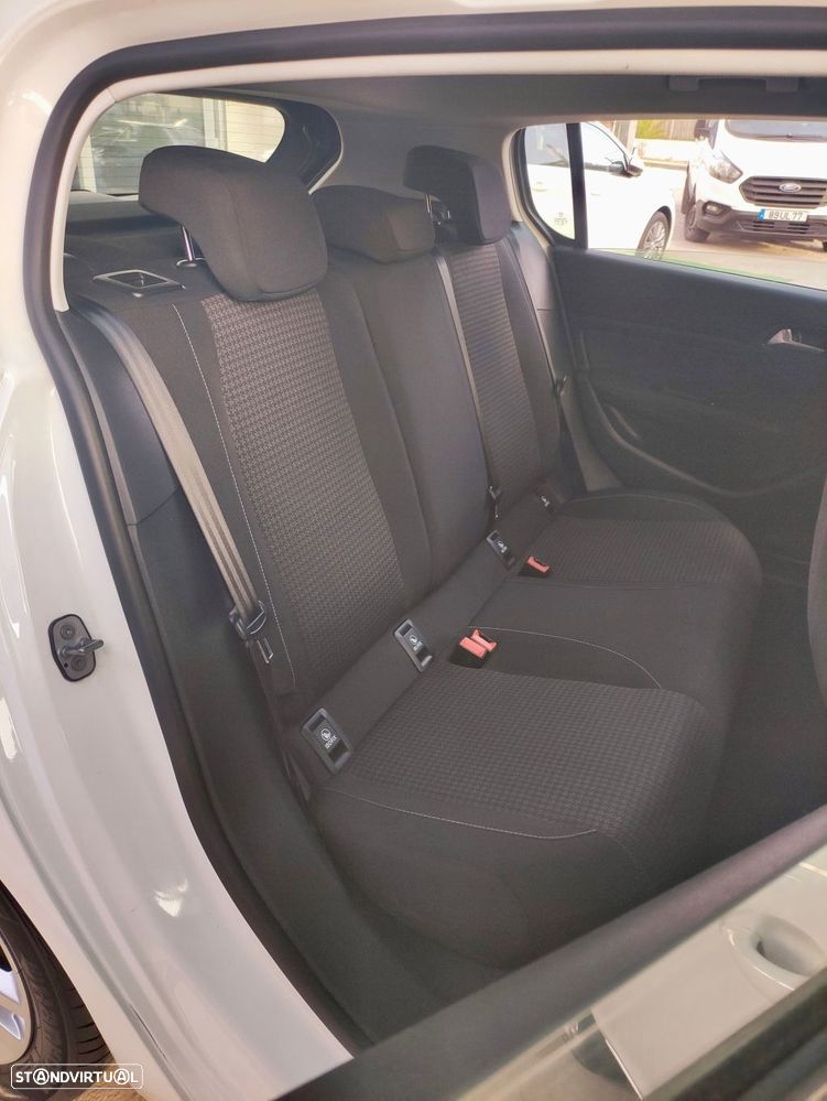 Peugeot 308 1.5 BlueHDi Business Line - 18