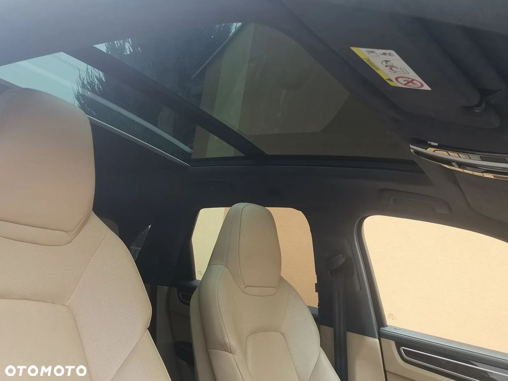 Porsche Cayenne - 19