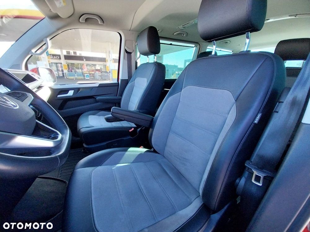 Volkswagen Multivan - 17