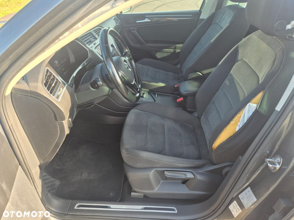 Volkswagen Tiguan 2.0 TDI SCR DSG R-Line - 11