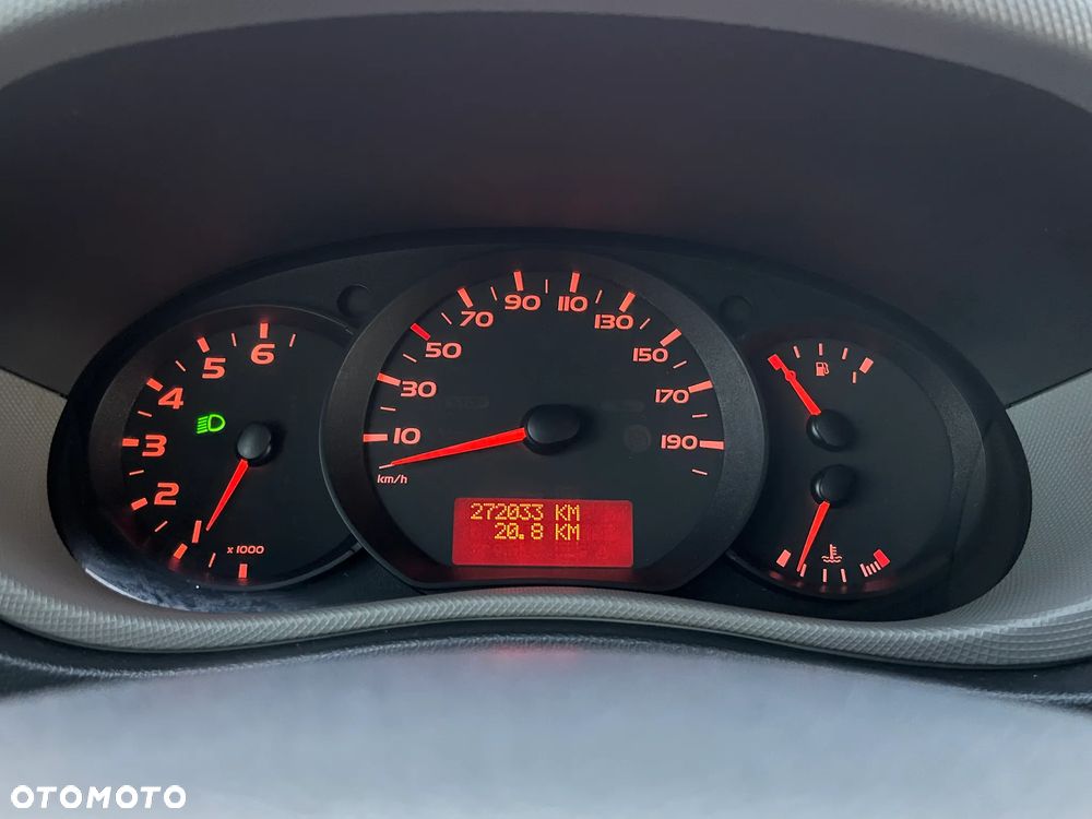 Renault Master - 22