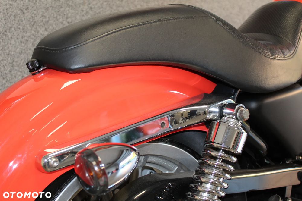 Harley-Davidson Sportster - 16