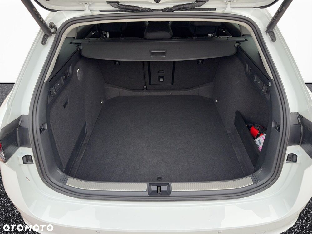 Skoda Superb 2.0 TDI SCR 4x4 Selection DSG - 33