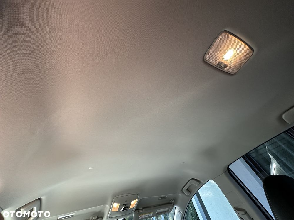 Toyota RAV4 Hybrid Premium 4x4 - 31