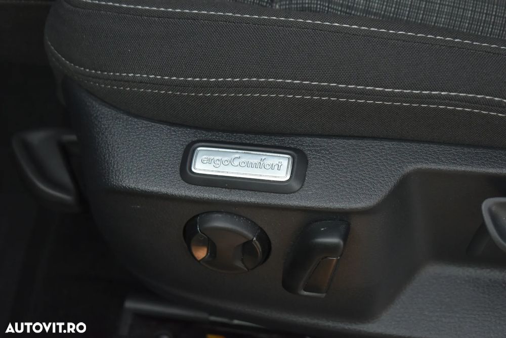 Volkswagen Passat 2.0 TDI DSG Comfortline - 16
