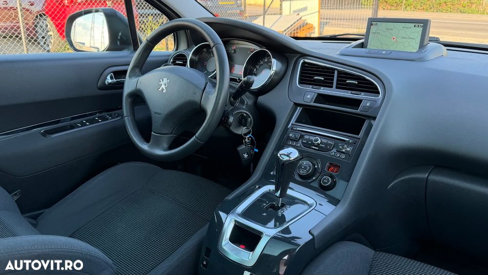 Peugeot 5008 e-HDI FAP 115 EGS6 Stop&Start Business-Line - 17